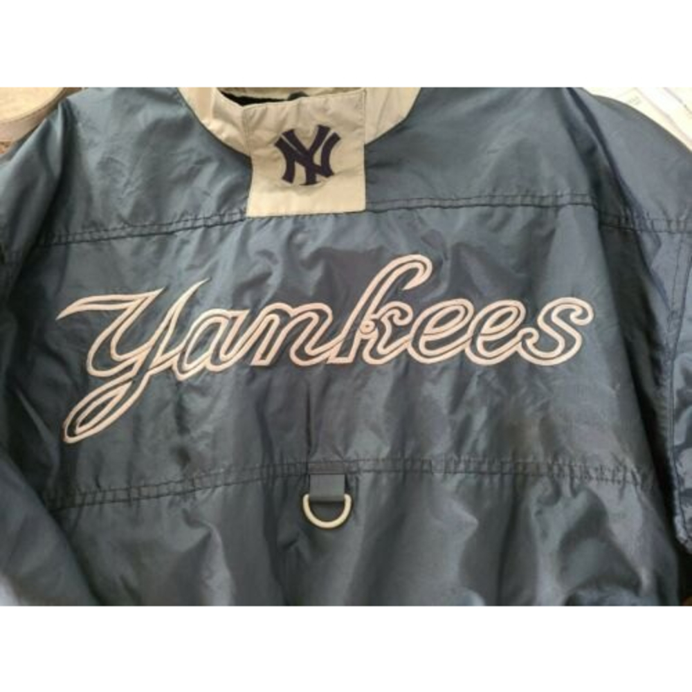 Yankees Windbreaker Pullover Jacket - Picture 3 of 12